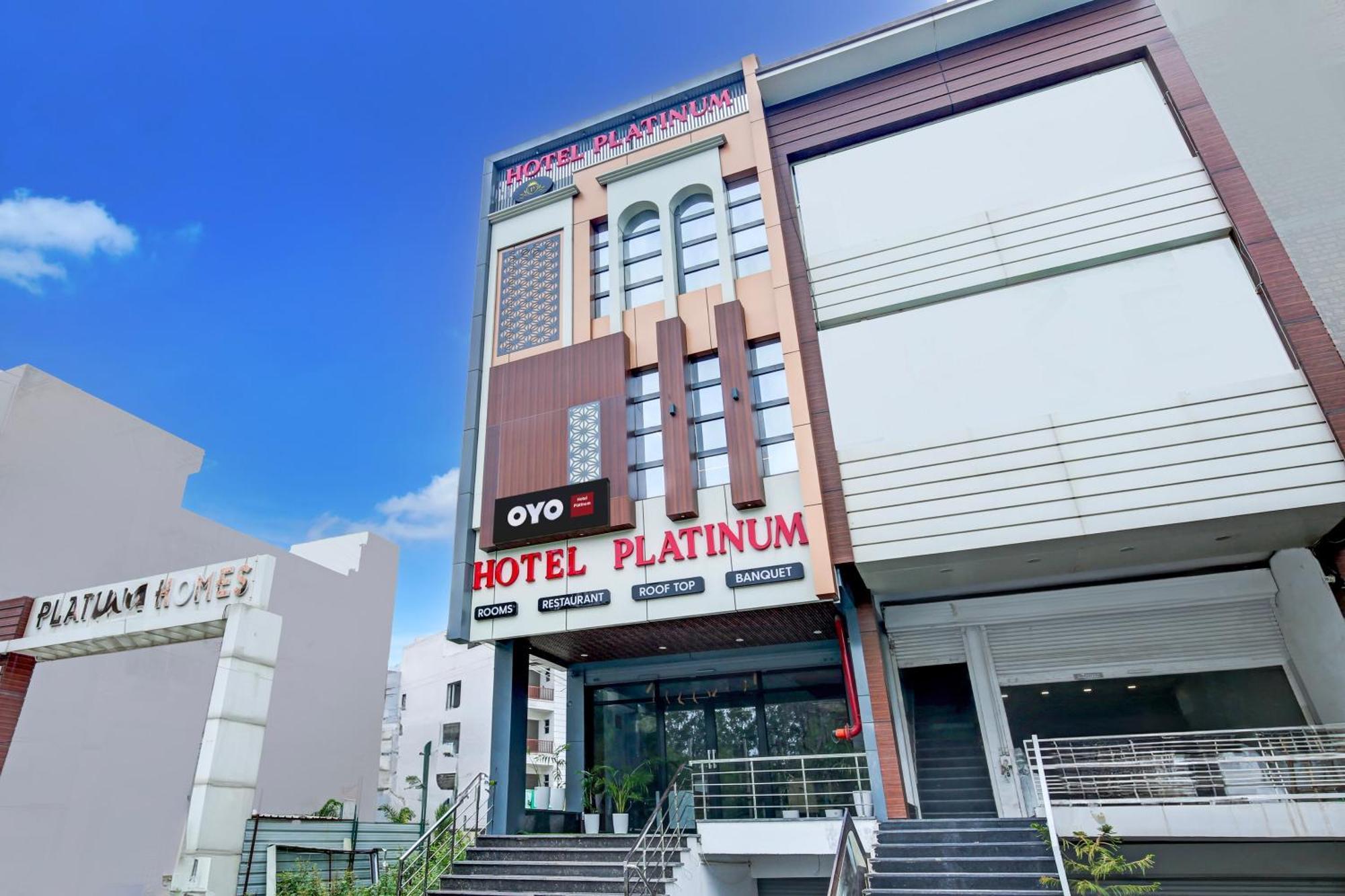 Hotel O Platinum Zirakpur Exterior photo